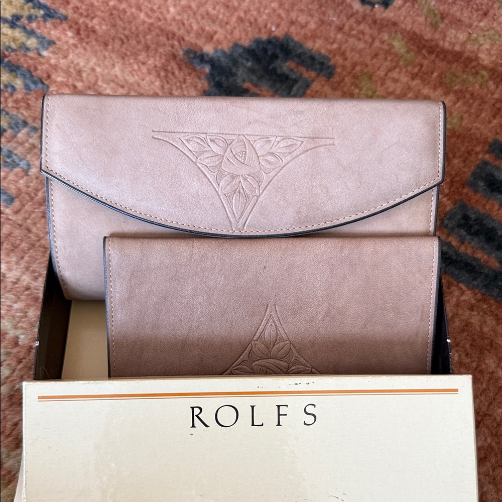 Rolfs vintage Stone Beige Embossed Clutch